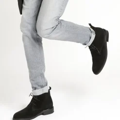 Jones Bootmaker Deacon Suede Chukka Boots -