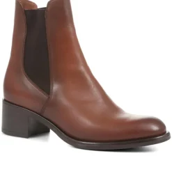 Women Jones Bootmaker Doria Heeled Leather Chelsea Boots -