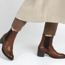 Women Jones Bootmaker Doria Heeled Leather Chelsea Boots -