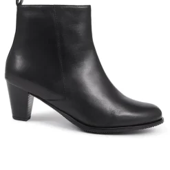 Women Leianna Heeled Ankle Boots -