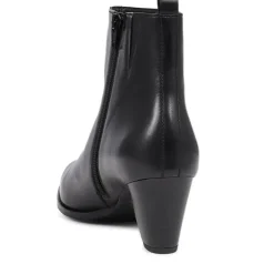 Women Leianna Heeled Ankle Boots -