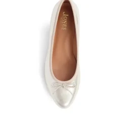 Women Jones Bootmaker Soleil Leather Low Ballet Pumps -