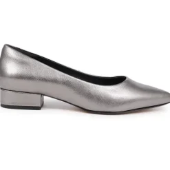 Women Jones Bootmaker Sunstone Leather Court Shoes -