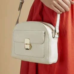 Women Jones Bootmaker Waterbury Leather Shoulder Bag -