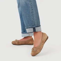 Women Jones Bootmaker Yvette Leather Wide-Fit Ballet Pumps -