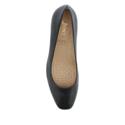Women Zadie Smart Leather Court Shoes -