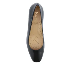 Women Zadie Smart Leather Court Shoes -