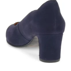 Women ZoeyWide Leather Court Shoes -
