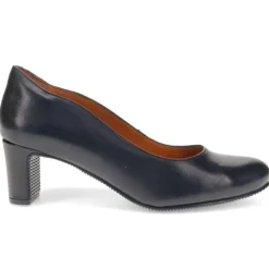 Women ZoeyWide Leather Court Shoes -